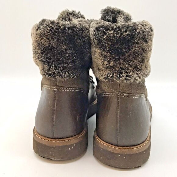 Clarks Glick Clarmont Khaki Ankle Boots Women's 8M Brown Fur Trim Lace Up Shoe - Picture 4 of 10